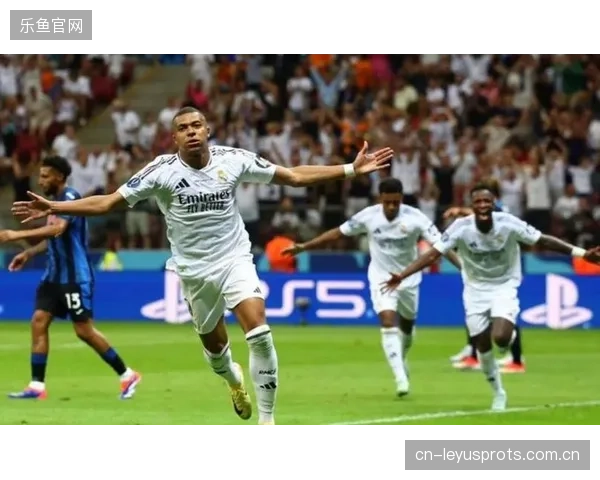 皇马无中锋之痛再爆发——豪华阵容下的空缺与未来突围